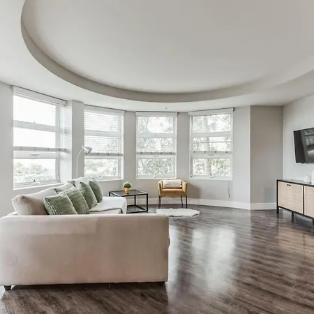 Appartamento Sunny 3Br Santa Monica Retreat With Pool,Jacuzzi & Parking!